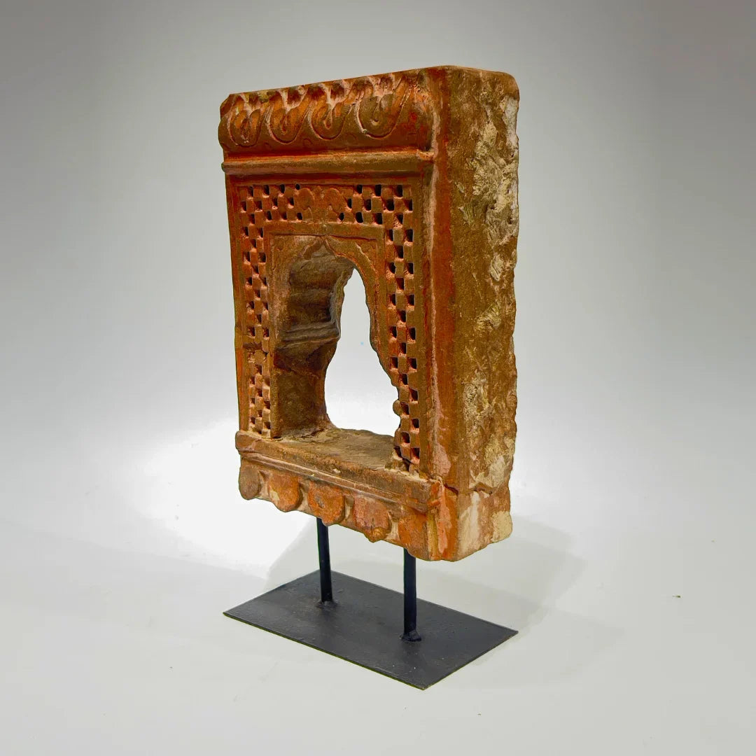 Chaitanya Stone Lamp