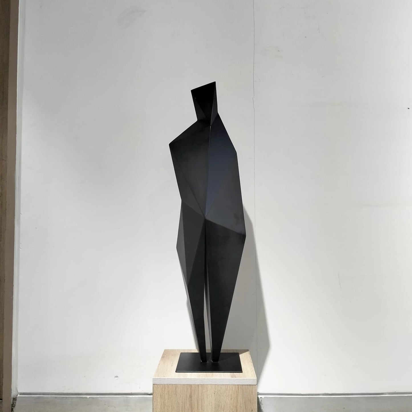 Vyra Metal Floor Sculpture