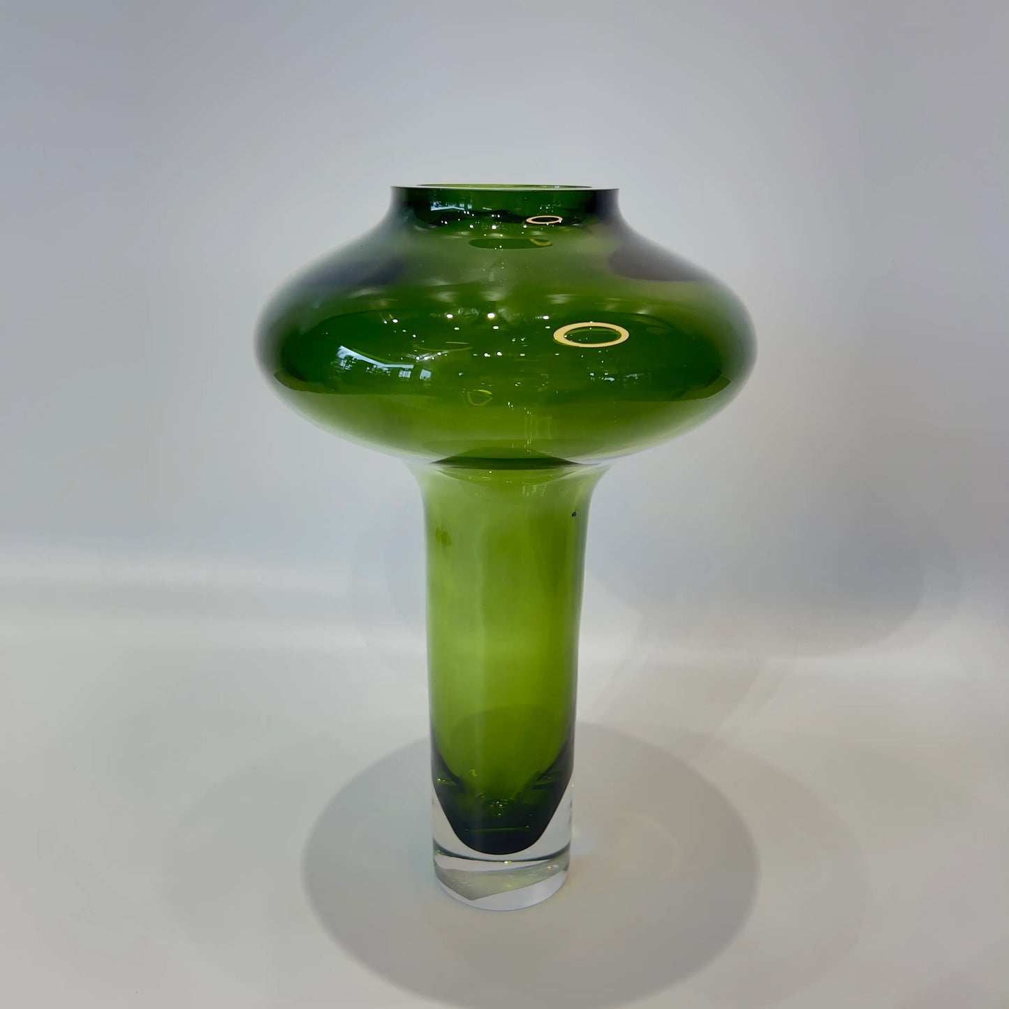 Green Turnip Flower Vase