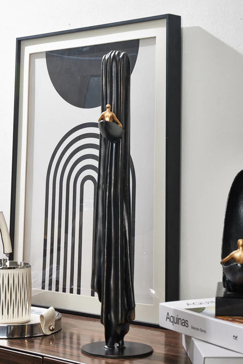 Man On Ledge Marble Alloy Black