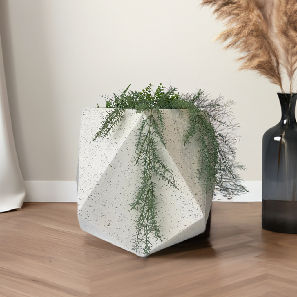 Numeria Planter