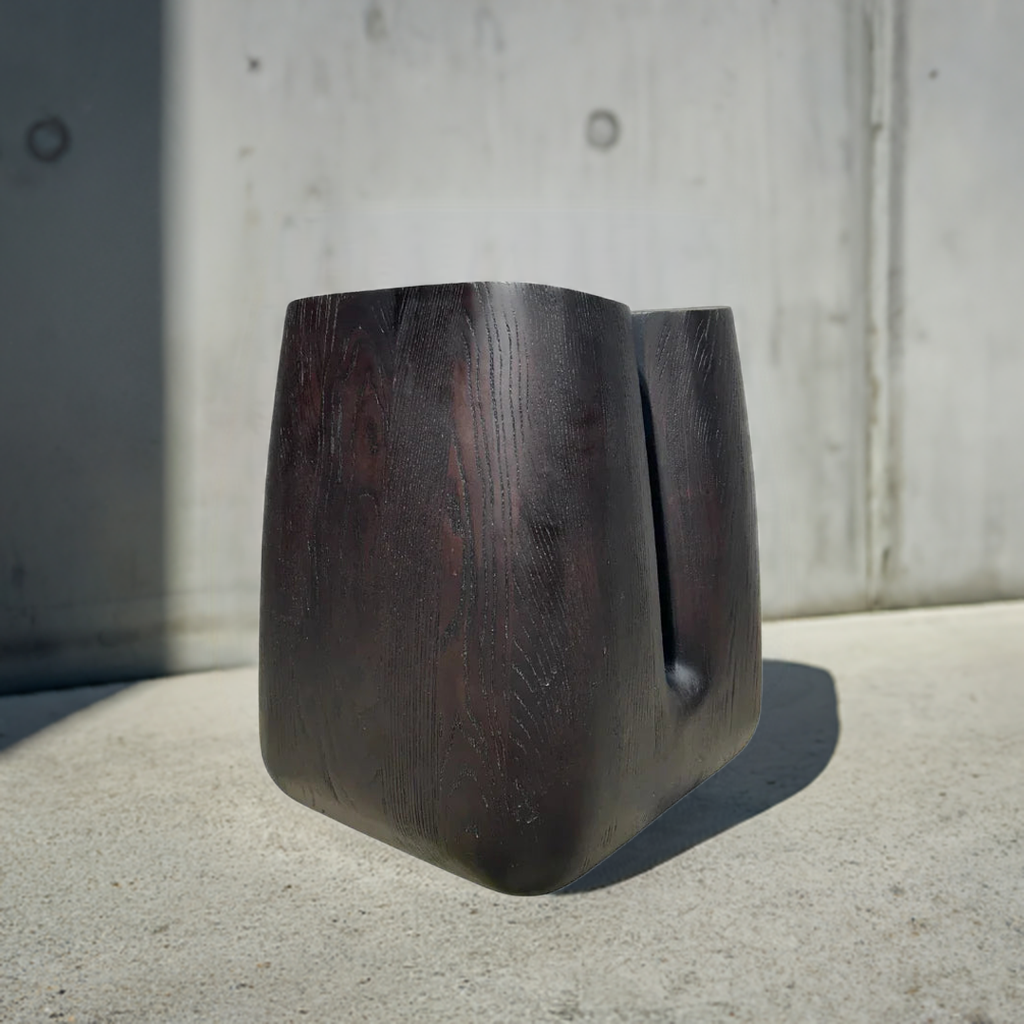 Stefania Stool