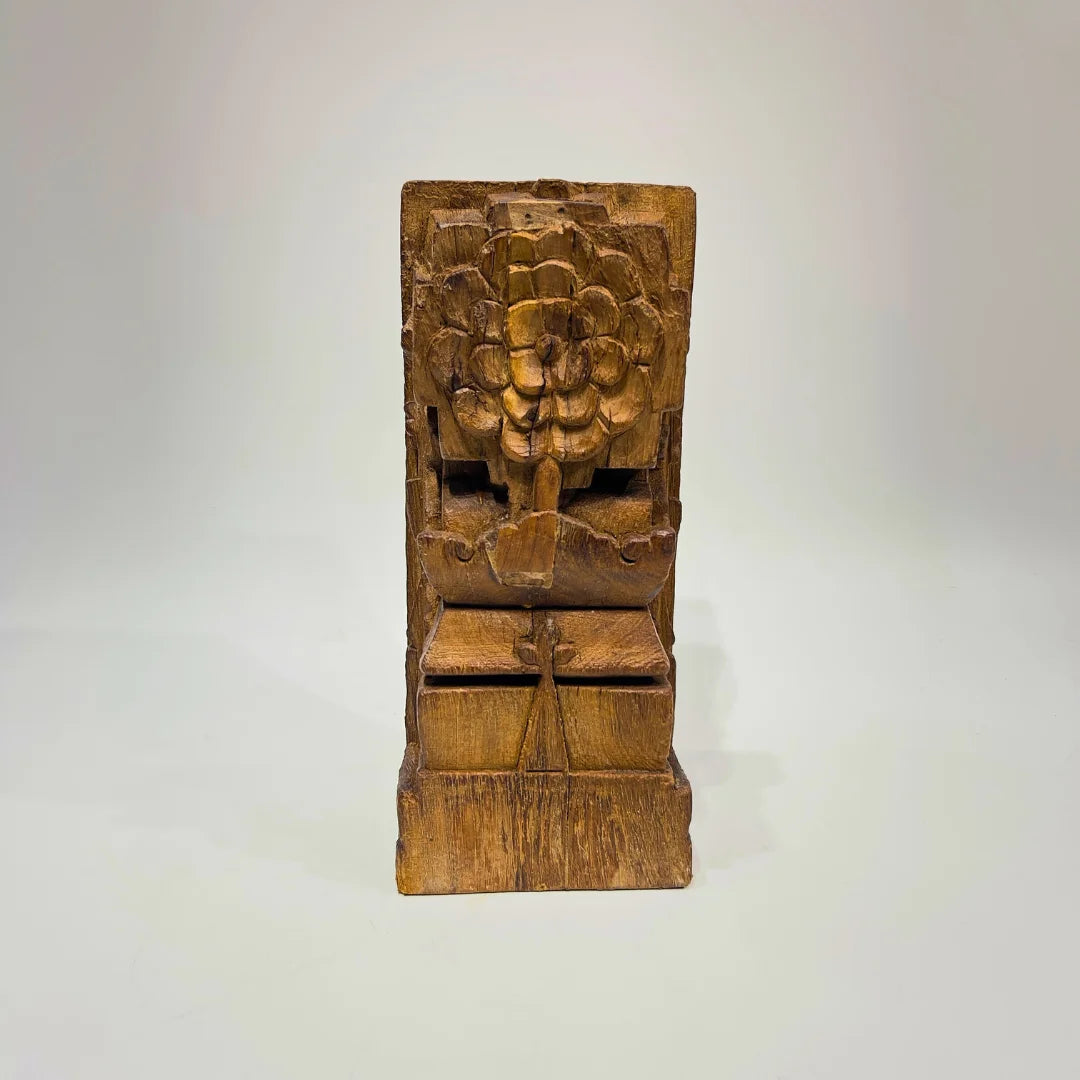 Phooljhadi Wooden Bracket โ FabCuro