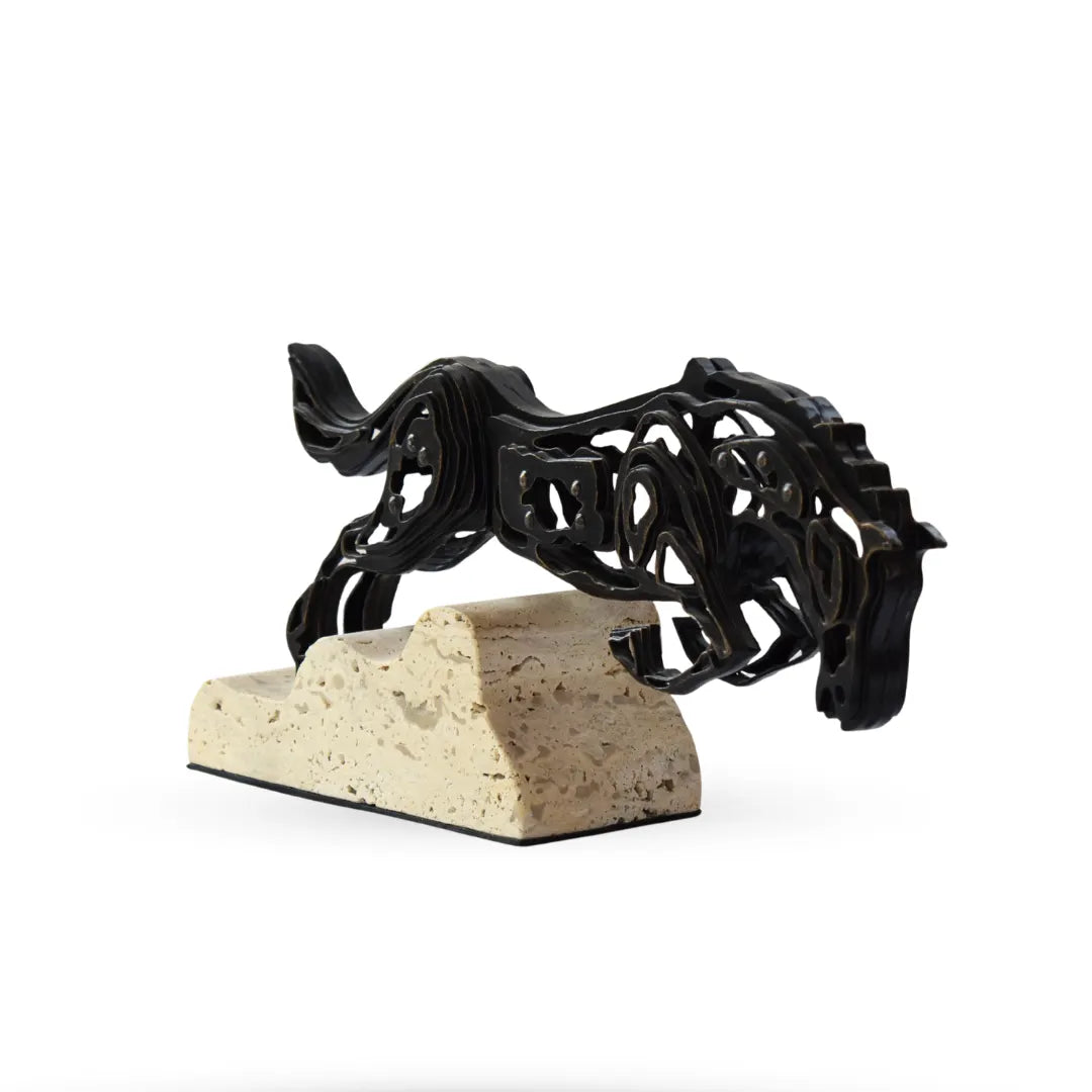 Dothraki horse sculpture abstract metal horse decor for modern home interiors