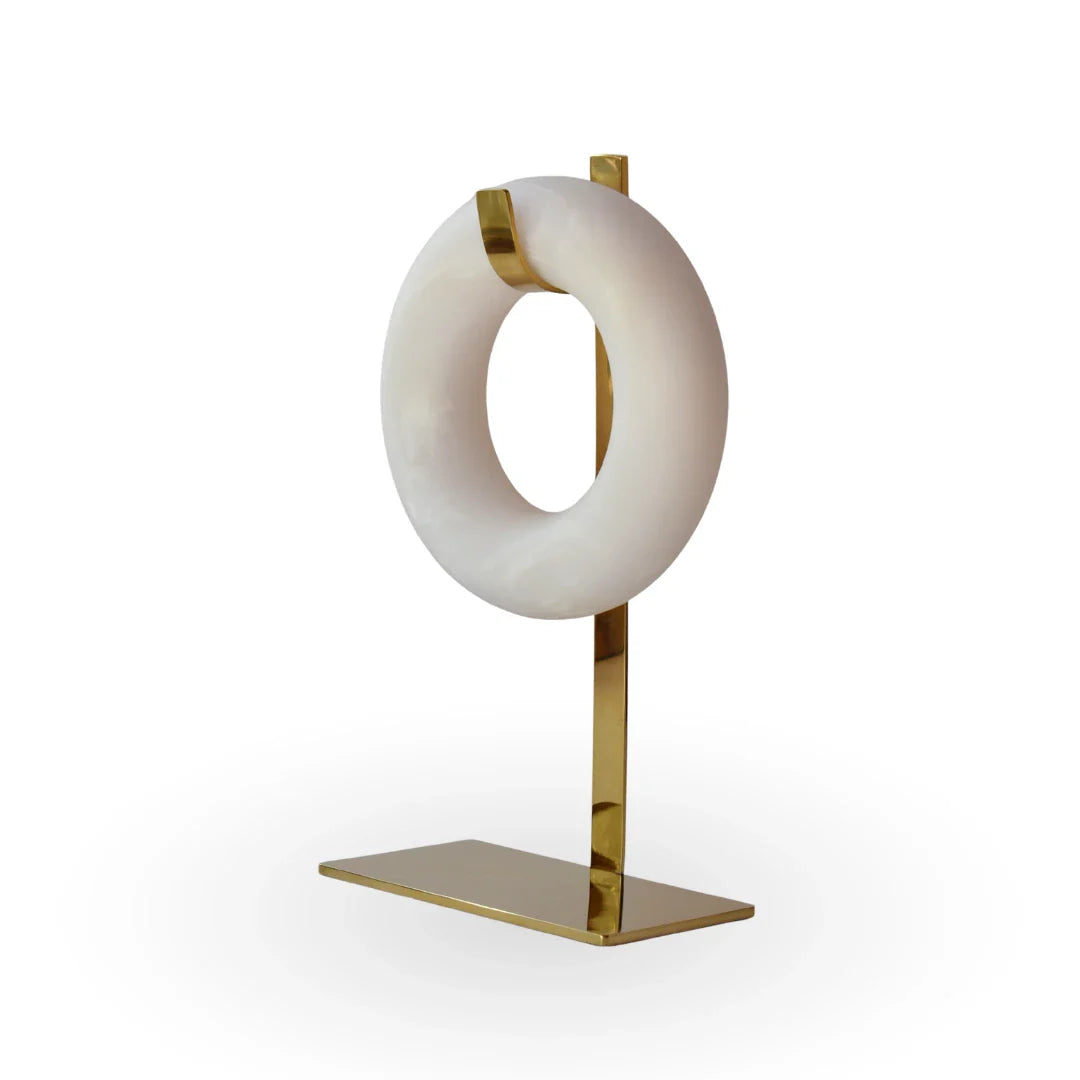 Eternal loop sculpture polyresin metal sculpture for modern home decor
