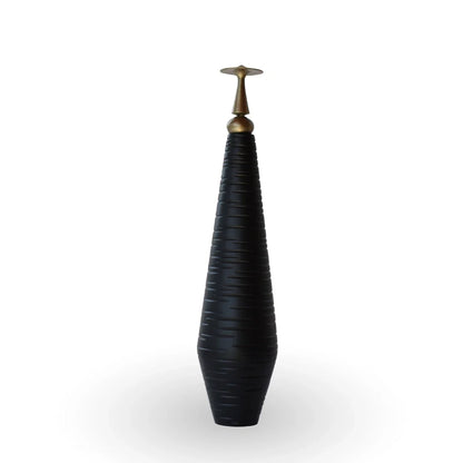 Golden apex spire sculpture black and gold polyresin metal sculpture for modern home decor