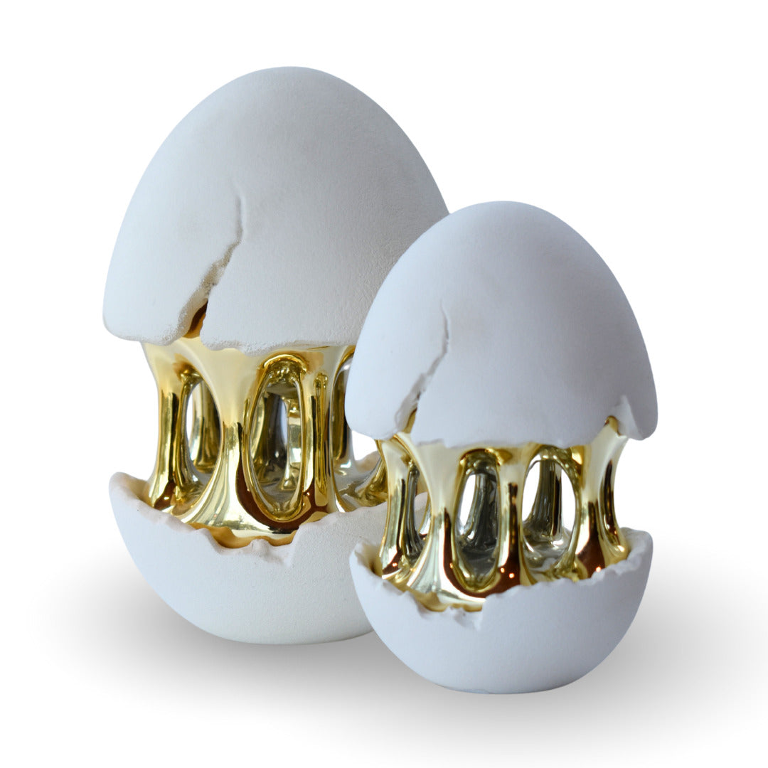 Golden hatch sculpture white polyresin sculpture with gold interior for modern home decor