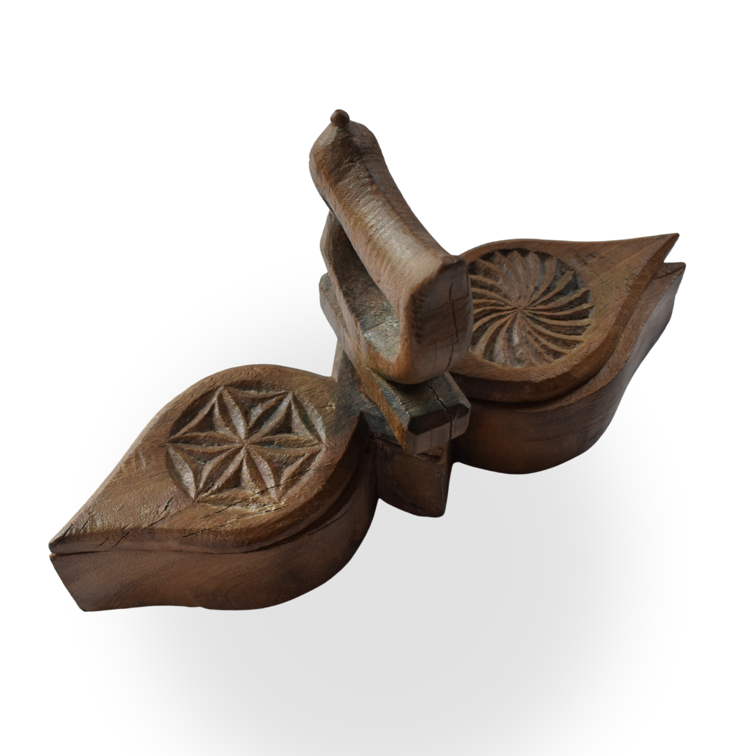 Hansili Wooden Spice Box