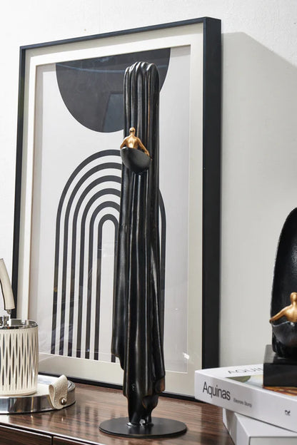 Man On Ledge Marble Alloy Black