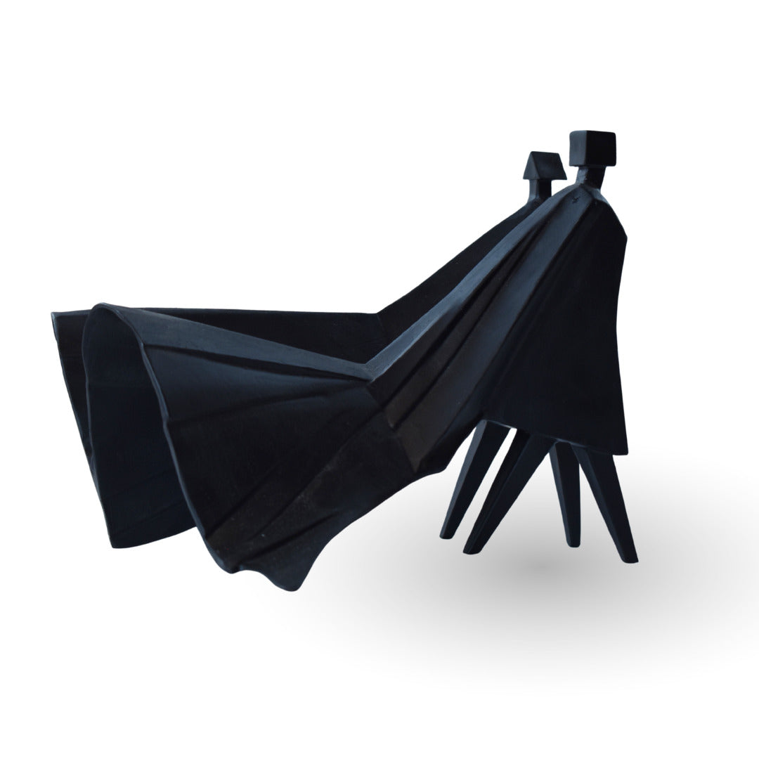 The obsidian companions metal luxury table decor for modern home decor