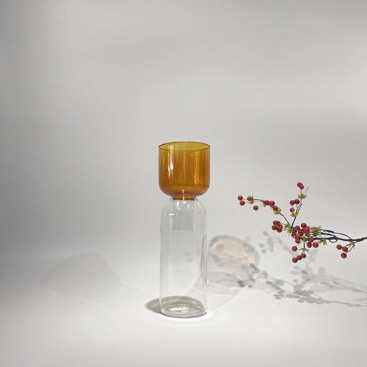 Una Tulip Glass Vase